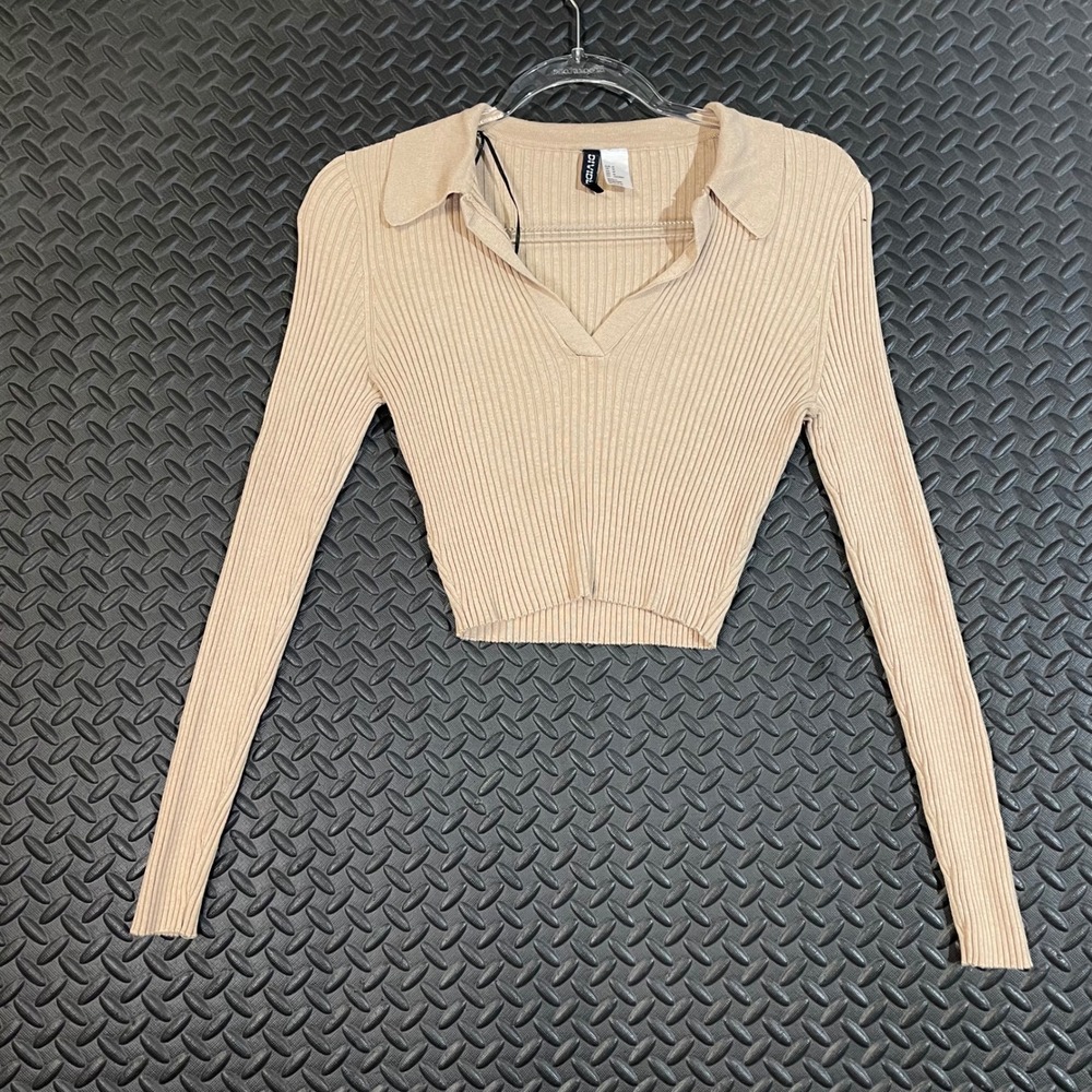 H&M Light Brown‎ Cropped Long Sleeve Polo Top Shirt Women's Size Medium